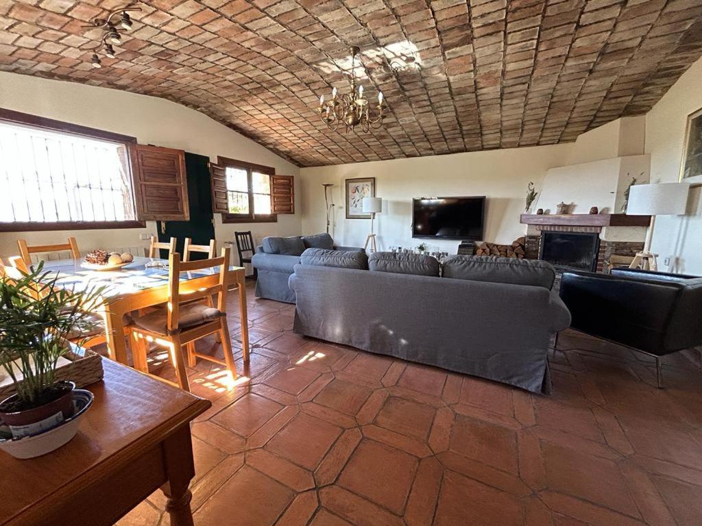 Casa Rural Cupiana Piscina privada Málaga Exterior foto
